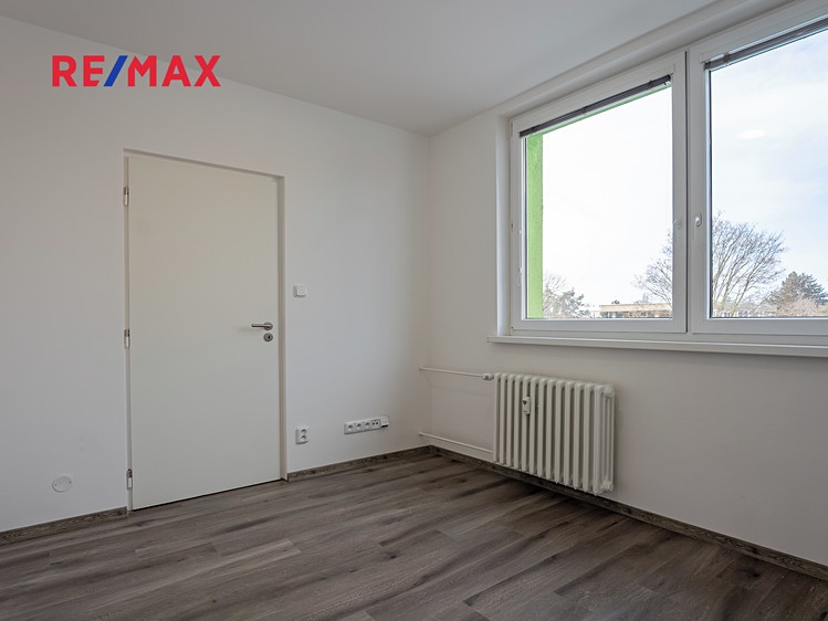 Pronájem bytu 4+1 85 m² - foto 6