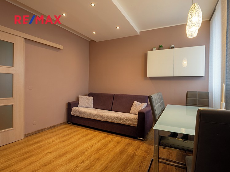 Pronájem bytu 3+kk 74 m² (Jednopodlažní) - foto 5