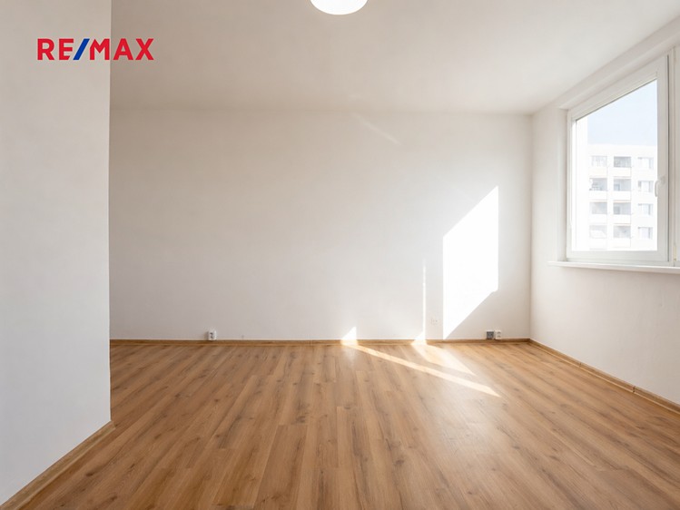 Pronájem bytu 1+1 31 m² - foto 8