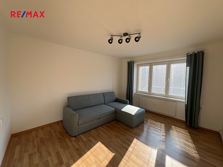 Pronájem bytu 2+kk 55 m² - foto 6