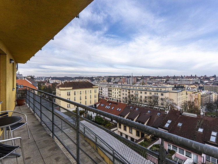 Pronájem bytu 3+kk 110 m² - foto 5