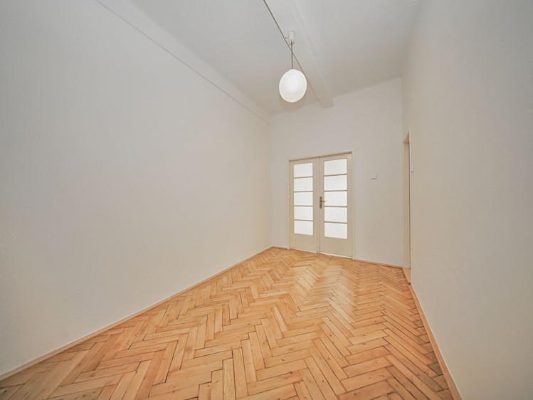 Pronájem bytu 1+1 51 m² - foto 4