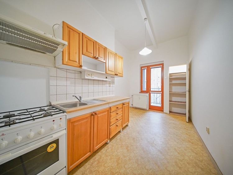 Pronájem bytu 1+1 51 m² - foto 2
