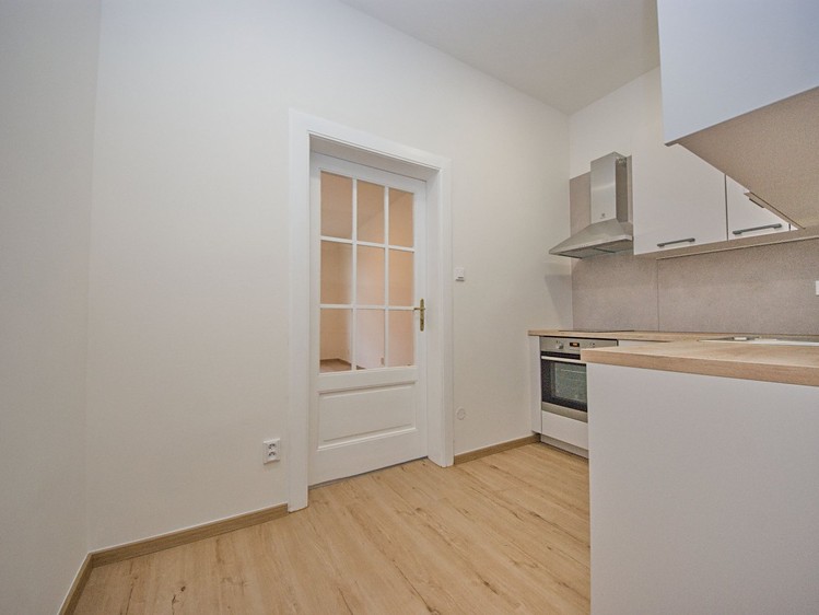 Pronájem bytu 1+kk 29 m² - foto 4