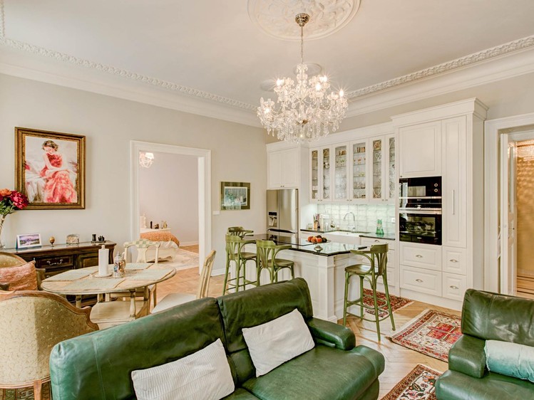 Pronájem bytu 4+kk 132 m² - foto 4