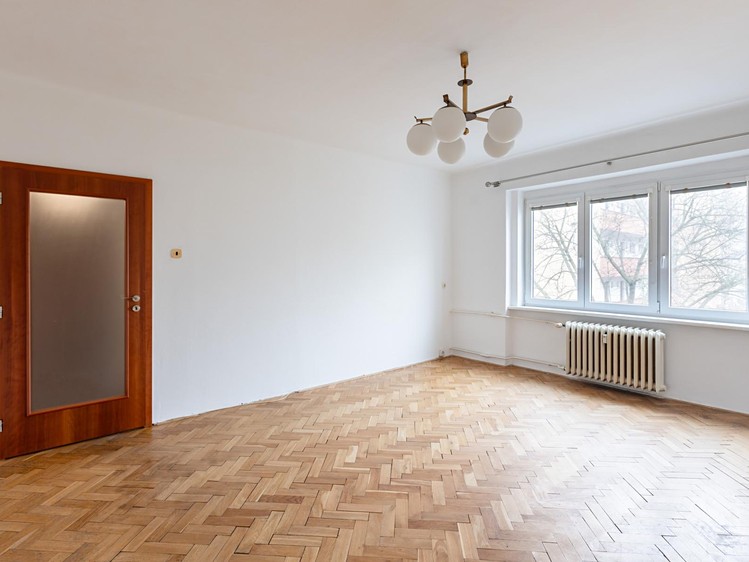 Pronájem bytu 3+1 81 m² - foto 1