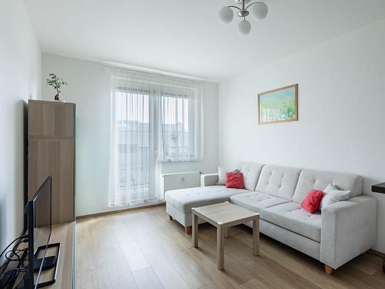 Pronájem bytu 2+kk 48 m² - foto 1