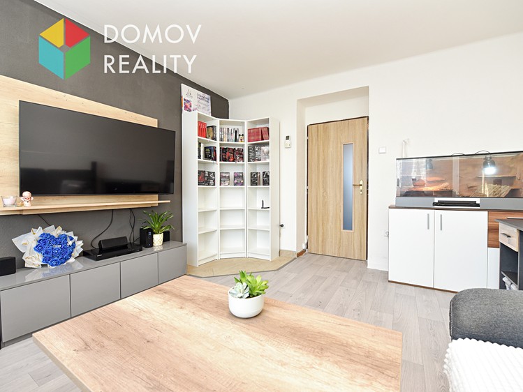 Pronájem bytu 2+1 43 m² - foto 4