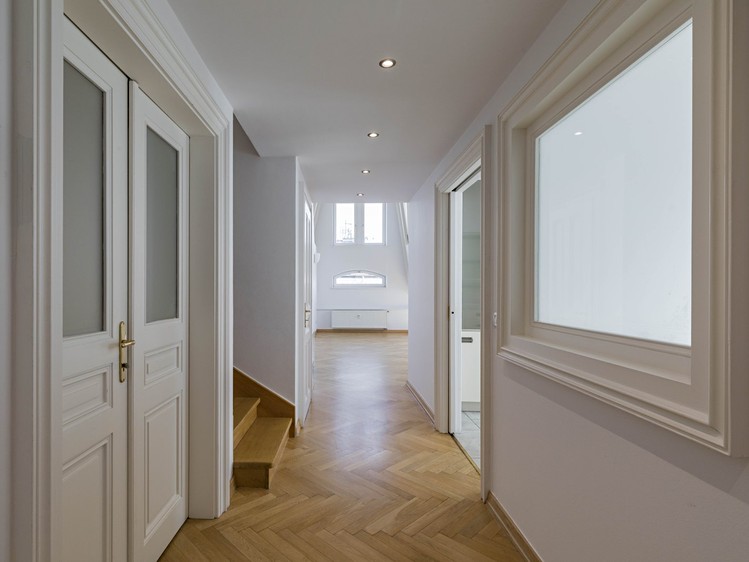 Pronájem bytu 5+1 286 m² - foto 7