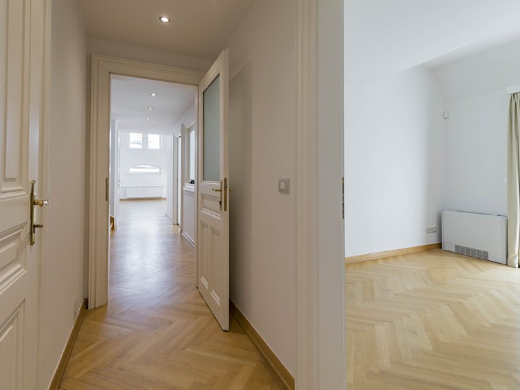 Pronájem bytu 5+1 286 m² - foto 8