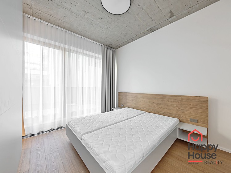 Pronájem bytu 1+kk 48 m² - foto 8