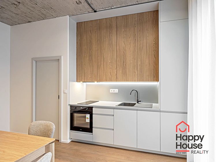Pronájem bytu 1+kk 48 m² - foto 6