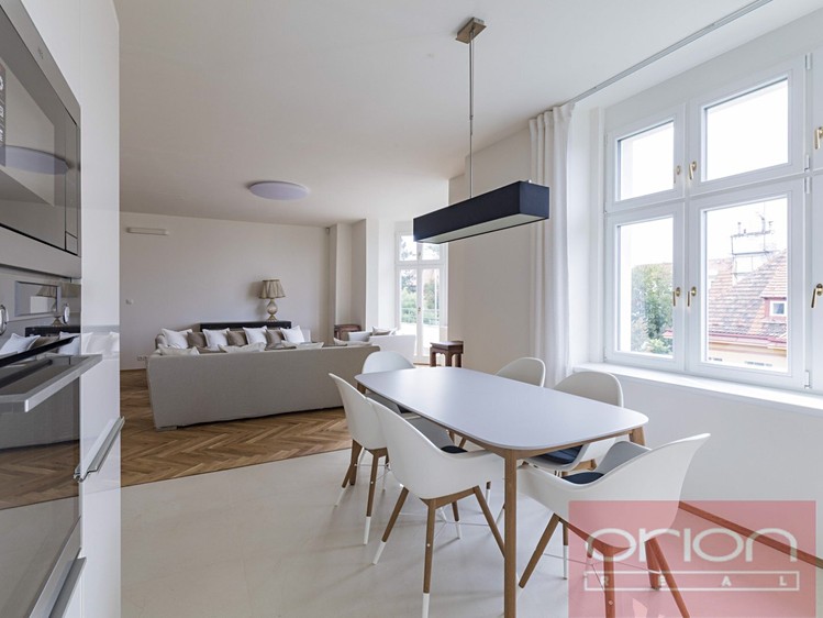 Pronájem bytu 4+1 120 m² - foto 4