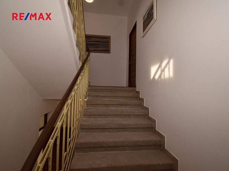 Pronájem bytu 3+1 89 m² - foto 4