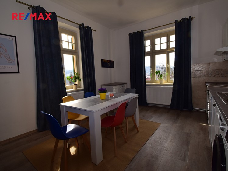 Pronájem bytu 3+1 89 m² - foto 6