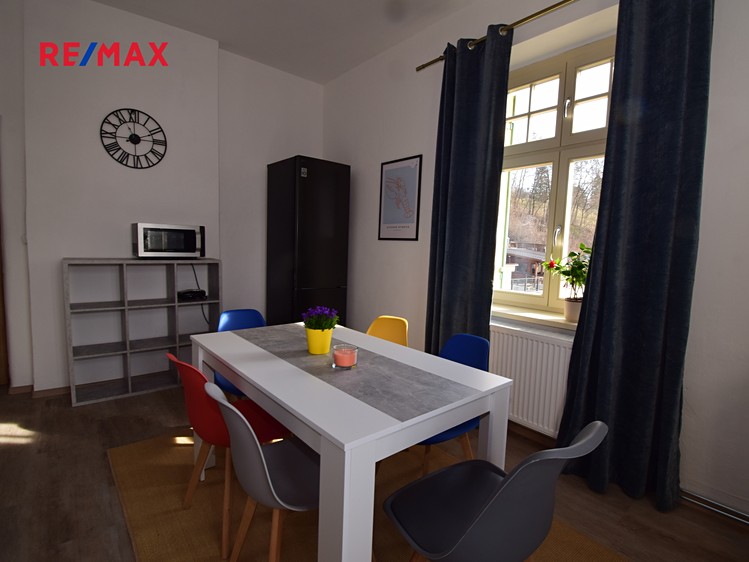 Pronájem bytu 3+1 89 m² - foto 7