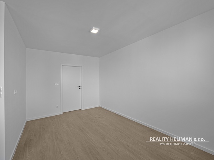 Pronájem bytu 3+kk 68 m² - foto 6