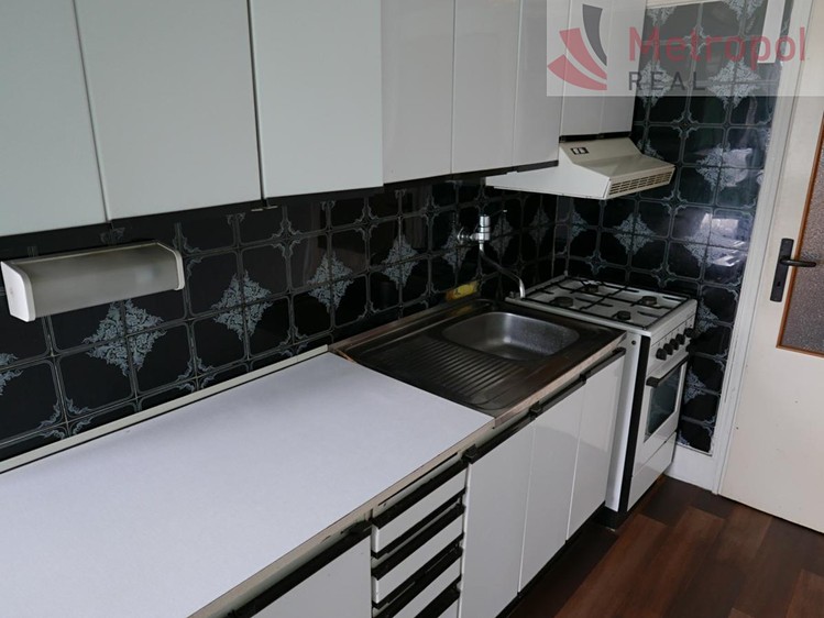 Pronájem bytu 2+1 63 m² - foto 3