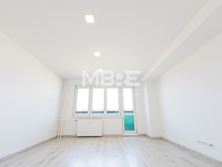 Pronájem bytu 3+1 71 m² - foto 5