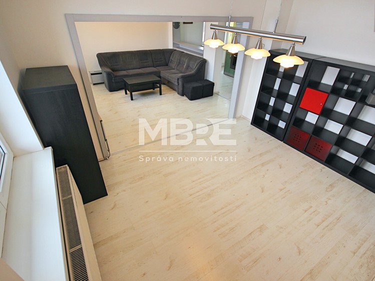 Pronájem bytu 5+1 160 m² (Mezonet) - foto 5