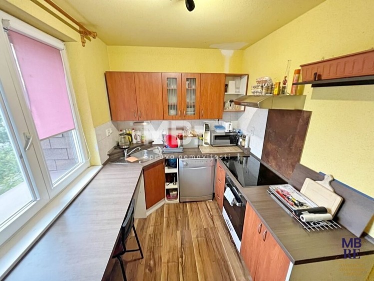 Pronájem bytu 1+1 30 m² - foto 2