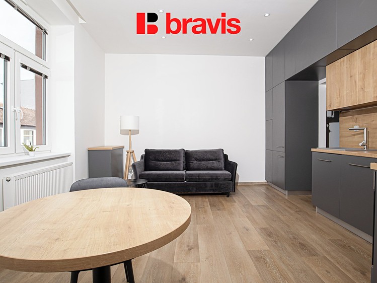 Pronájem bytu 1+kk 36 m² - foto 3