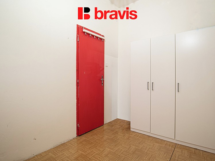 Pronájem bytu 1+1 53 m² - foto 6