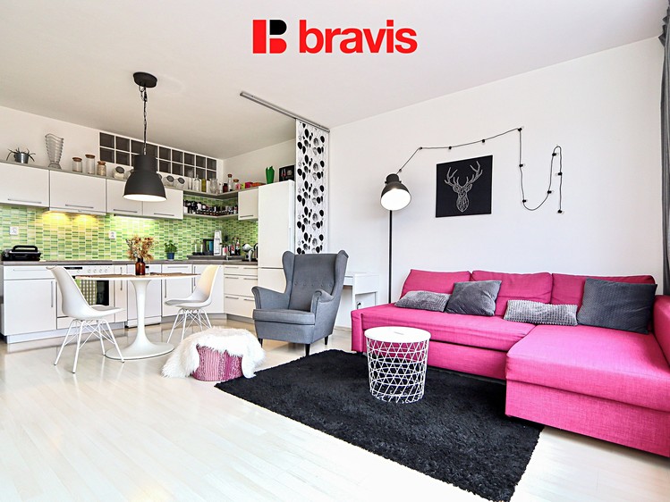 Pronájem bytu 2+kk 67 m² (Jednopodlažní) - foto 8