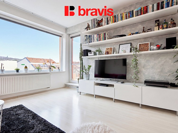 Pronájem bytu 2+kk 67 m² (Jednopodlažní) - foto 7