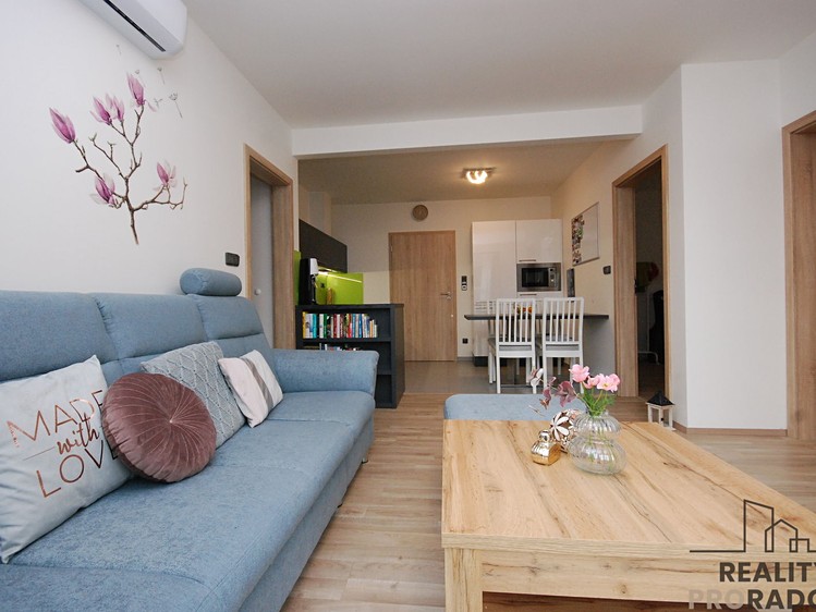 Pronájem bytu 3+kk 62 m² (Jednopodlažní) - foto 1