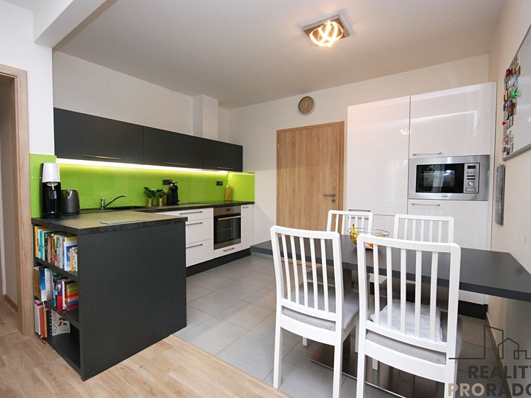 Pronájem bytu 3+kk 62 m² (Jednopodlažní) - foto 6