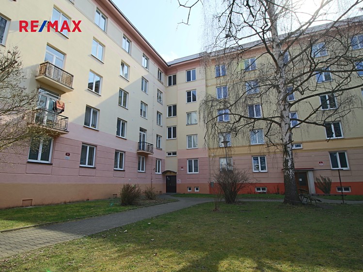 Pronájem bytu 2+1 69 m² (Jednopodlažní) - foto 1