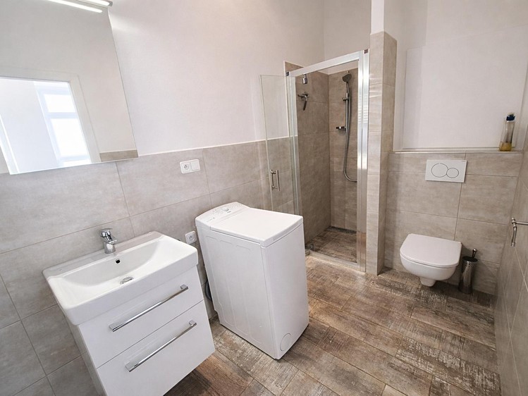 Pronájem bytu 2+kk 62 m² - foto 4