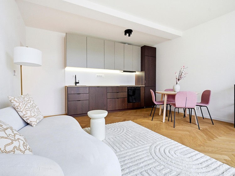 Pronájem bytu 2+kk 48 m² - foto 1