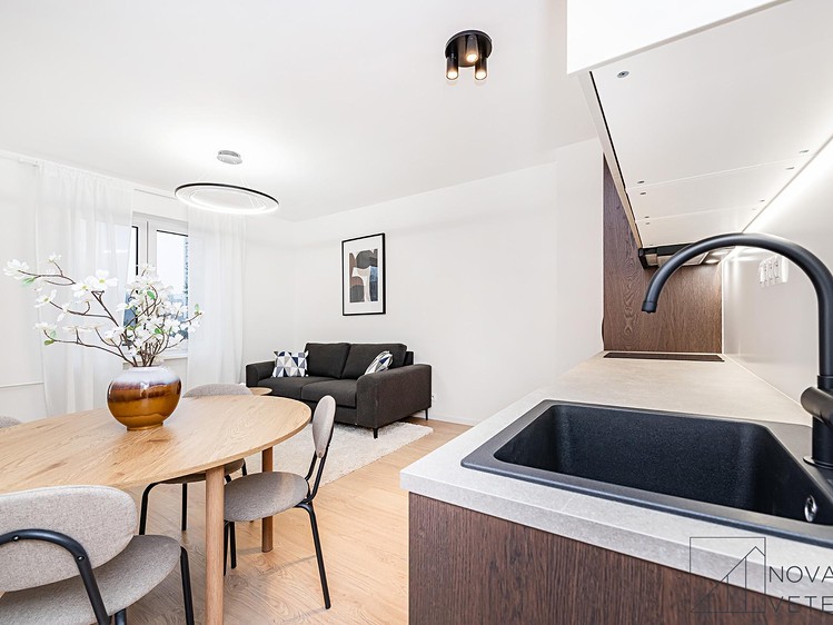 Pronájem bytu 3+kk 53 m² - foto 6
