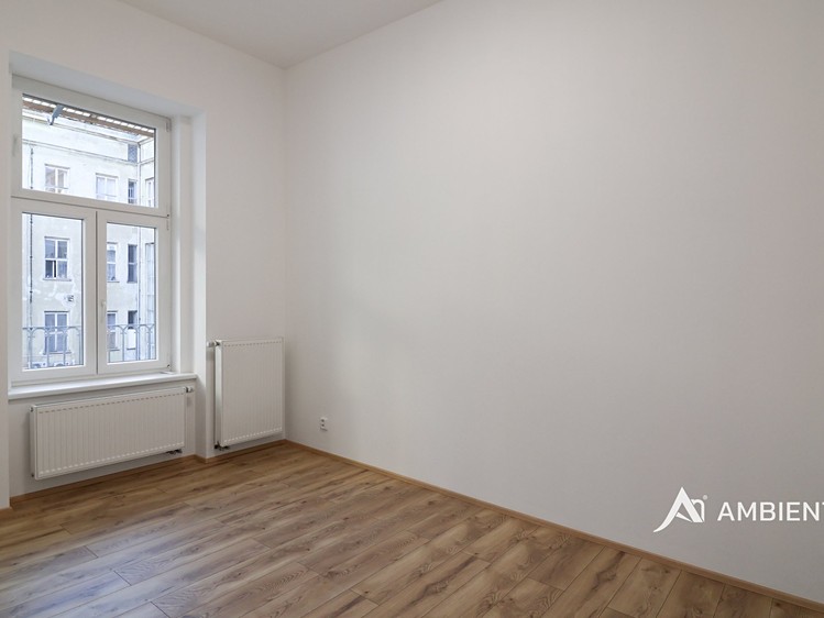 Pronájem bytu 4+kk 94 m² - foto 7