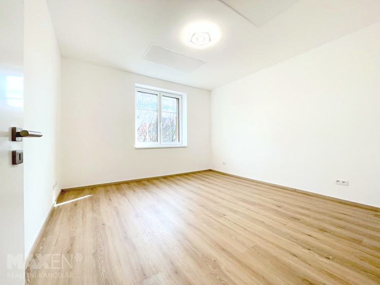 Pronájem bytu 2+kk 58 m² - foto 2
