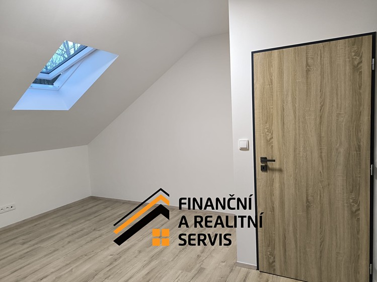 Pronájem bytu 2+kk 48 m² - foto 4
