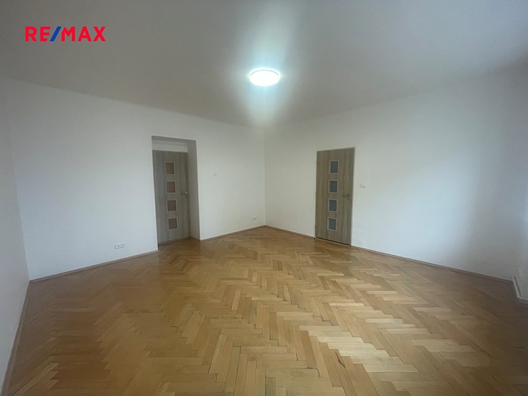 Pronájem bytu 2+kk 60 m² (Jednopodlažní) - foto 4
