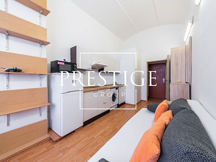 Pronájem bytu 1+kk 28 m² - foto 3