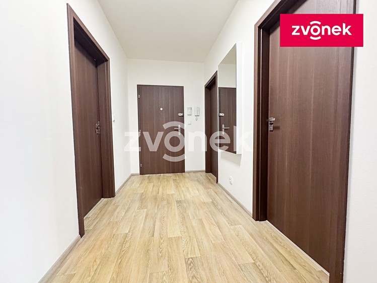 Pronájem bytu 4+kk 87 m² - foto 8