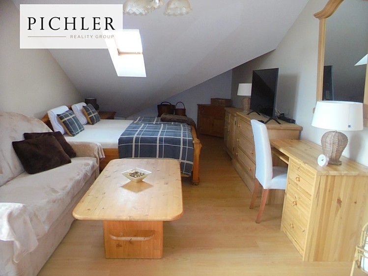 Pronájem bytu 1+kk 50 m² (Podkrovní) - foto 4