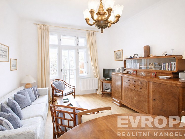 Pronájem bytu 3+1 93 m² - foto 2
