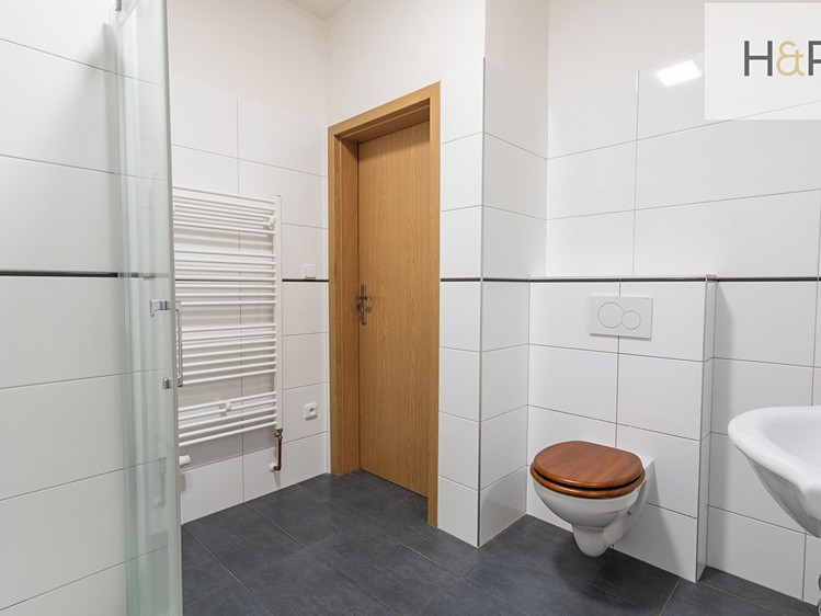 Pronájem bytu 2+kk 55 m² - foto 5
