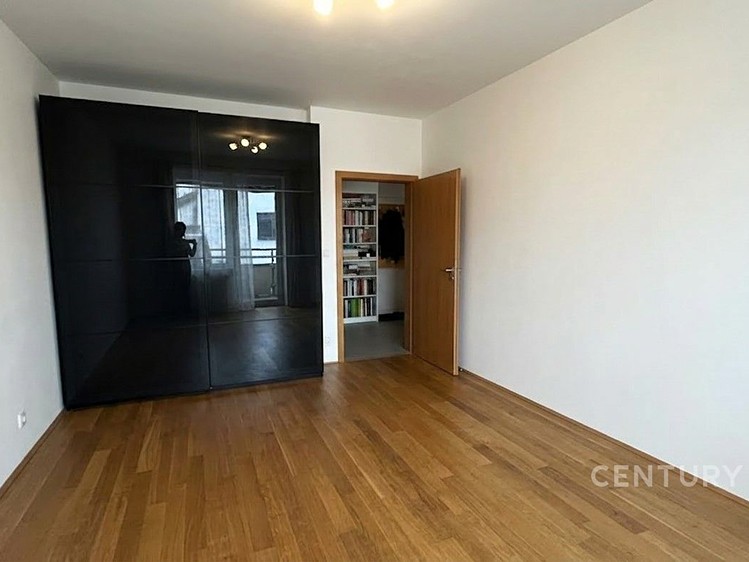 Pronájem bytu 2+kk 57 m² - foto 4