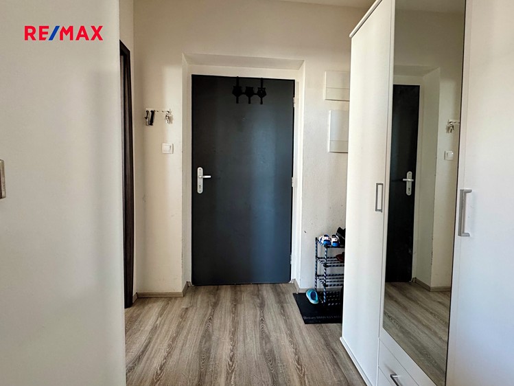 Pronájem bytu 1+kk 36 m² - foto 2
