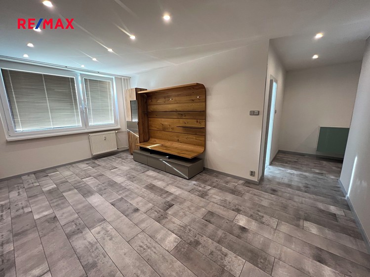 Pronájem bytu 2+kk 45 m² - foto 5