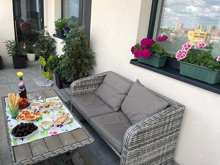 Pronájem bytu 4+kk 117 m² - foto 3