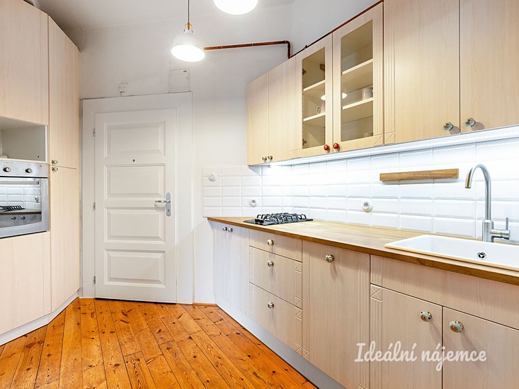 Pronájem bytu 2+1 49 m² - foto 2