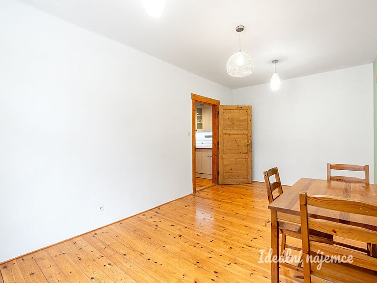 Pronájem bytu 2+1 49 m² - foto 6